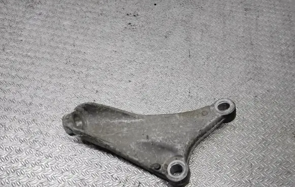 Honda Civic Engine mounting bracket 088037