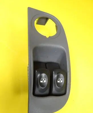 Renault Megane I Electric window control switch 7700429070 429998K
