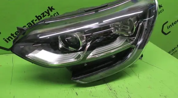 Renault Megane IV Headlight/headlamp