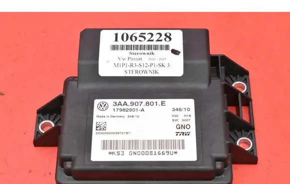 Volkswagen PASSAT B6 Engine control unit/module ECU 3AA907801E