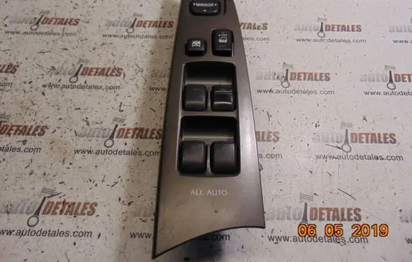 Lexus IS 220D-250-350 Electric window control switch 8404053070