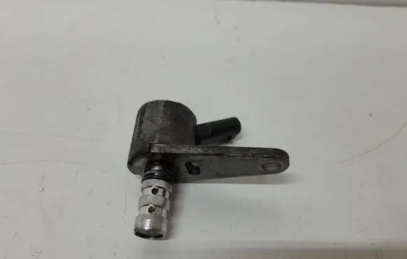Opel Insignia A Oil pressure sensor 55598157