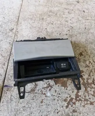 Ashtray (front)