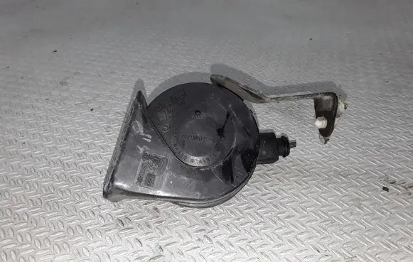 Audi A8 S8 D3 4E Horn signal 4E0951185