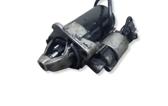 Volkswagen PASSAT B5.5 Starter motor 06B911023AKASACJ 06B911023A 0001107427