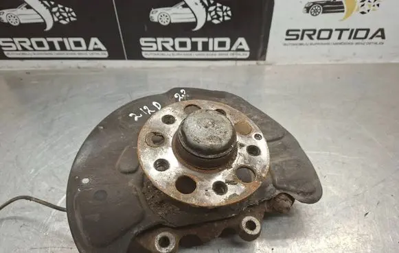 Mercedes-Benz E W212 Front wheel hub 21224