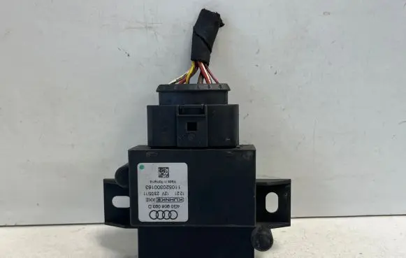 Audi A7 S7 4G Fuel injection pump control unit/module 4G0906093D