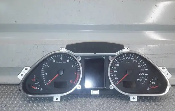 Audi A6 S6 C6 4F Speedometer (instrument cluster) 4F0920900M