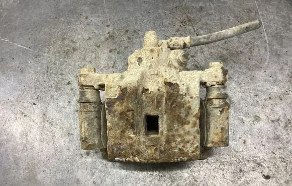 KIA Sorento Rear brake caliper