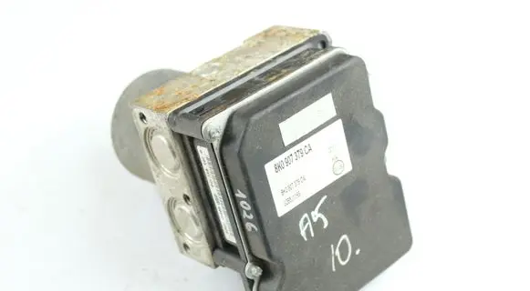 Audi A5 8T 8F ABS Pump 8K0907379CA 8K0614517FL