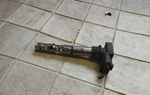 Volkswagen Fox High voltage ignition coil