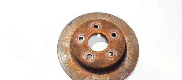 Ford Focus C-MAX Rear brake disc neventiliuojamas
