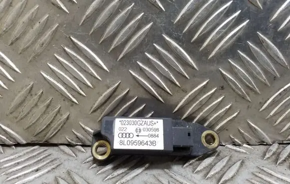 Audi A3 S3 8L Airbag deployment crash/impact sensor 8L0959643B