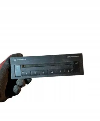 Volkswagen Golf V CD/DVD changer 1K0035110B