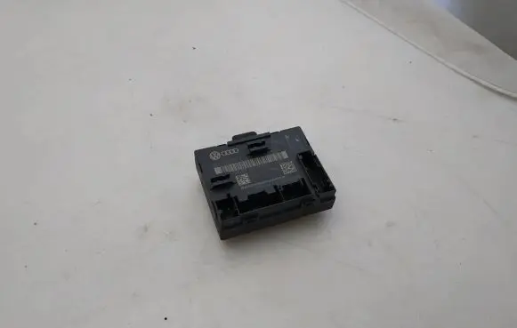 Audi A4 S4 B8 8K Door control unit/module 8K0959793E