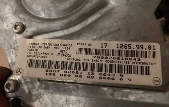 Mercedes-Benz Vaneo W414 Passenger airbag 1688600805 7N0020810643 1712659901