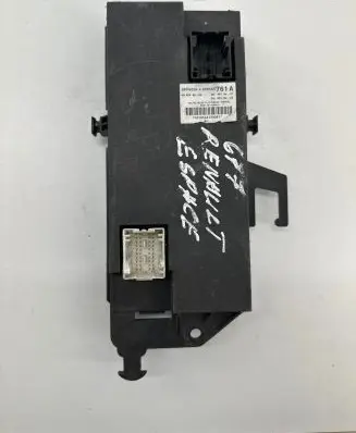 Renault Espace - Grand espace IV Comfort/convenience module 8200427761A 28040328A 0328534430081