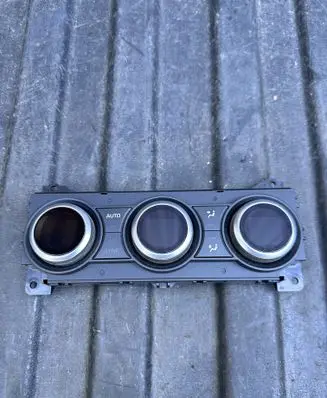 Land Rover Discovery 5 Climate control unit HY3218D687LC