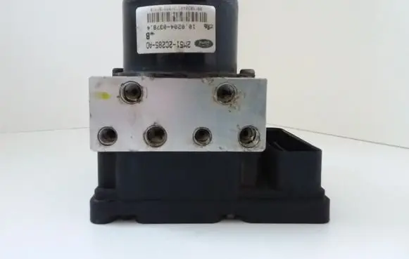Ford Focus ABS Pump 10020403784 2M512C285AD 10092501163