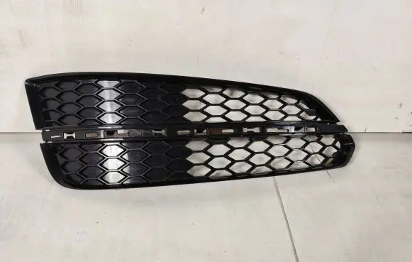 Audi A8 S8 D4 4H Front fog light trim/grill 4H0807680AB