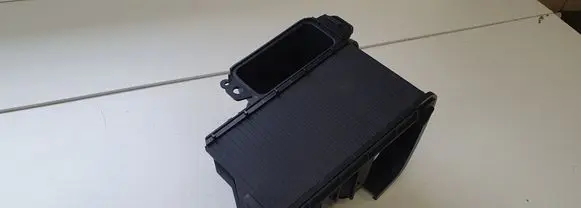 Cup holder front