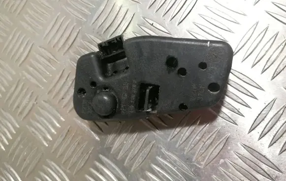 BMW 3 E46 Tail light bulb cover holder 230570R
