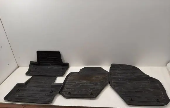 Volvo V60 Car floor mat set 31267392 3126738902 3126739002
