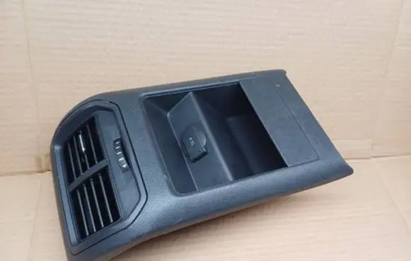 Volkswagen Golf Sportsvan Rear air vent grill 510863300B 5J0863300C