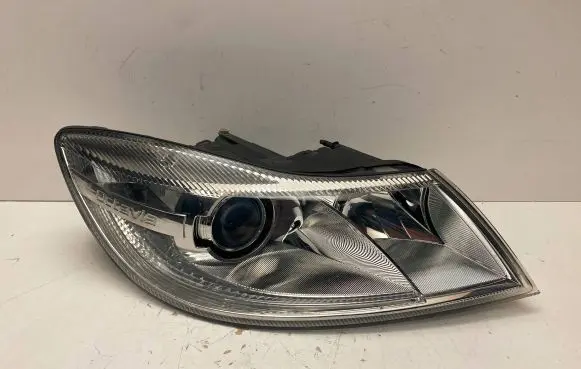 Skoda Octavia Mk2 (1Z) Headlight/headlamp 1Z1941016G 24705206000035 1712470520