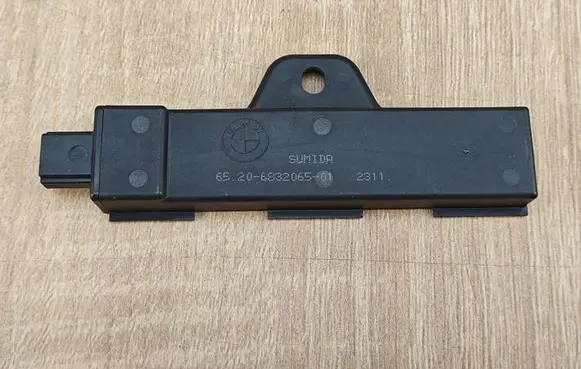 BMW 5 G30 G31 G38 Other devices 6832065