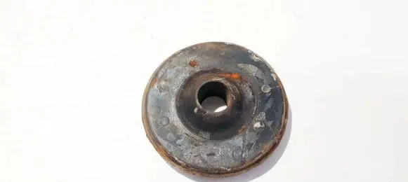 Mercedes-Benz E W211 Front coil spring rubber mount 