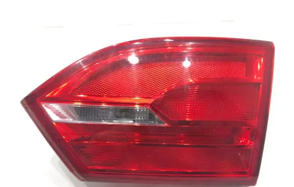 Volkswagen Jetta VI Rear/tail lights