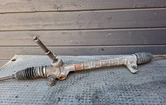 Toyota Prius (NHW20) Steering rack 8Z171037