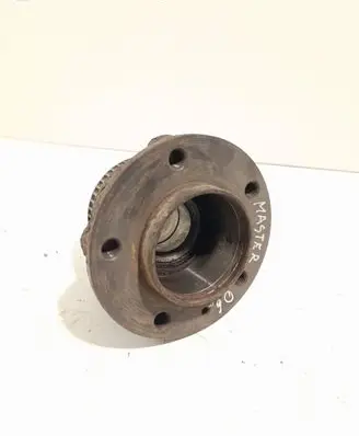 Renault Master II Rear wheel hub