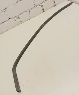 Volkswagen Transporter - Caravelle T5 Rubber seal front coupe door window 