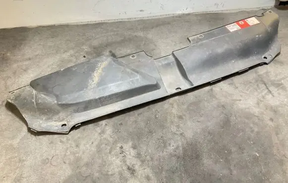 Audi A5 8T 8F Radiator trim 8T0807081A 15047