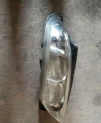Renault Laguna II Headlight/headlamp 8200002845