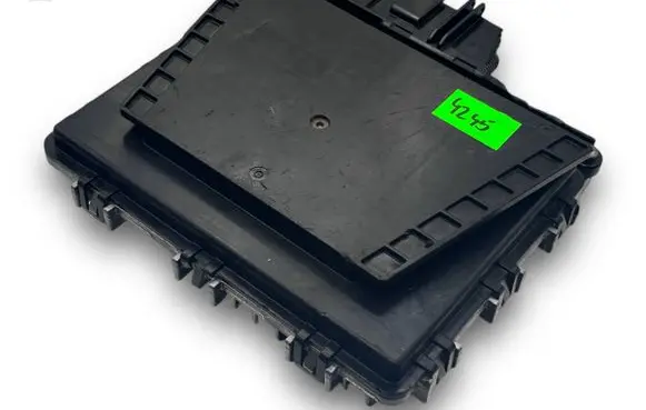 Mercedes-Benz S W223 Central body control module A4245 A0009007348