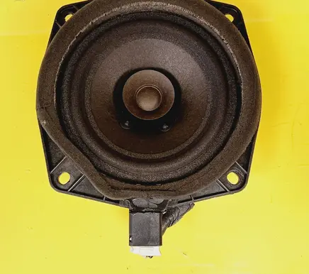 Mitsubishi Colt Front door speaker MN141417