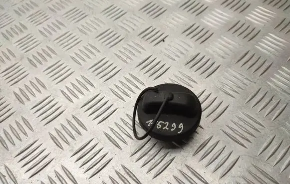Mercedes-Benz Vito Viano W447 Fuel tank filler cap A0004705805