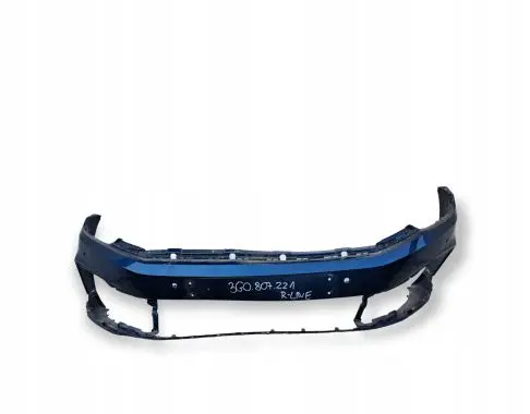 Volkswagen PASSAT B8 Front bumper 3G0807221E