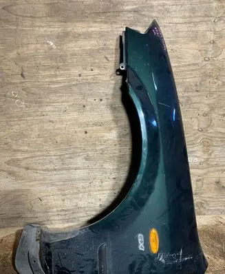 Mazda 3 I Fender
