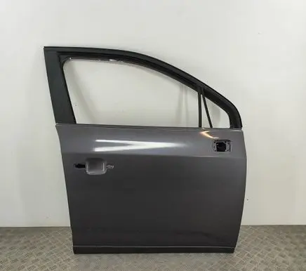 Chevrolet Orlando Front door 95242605