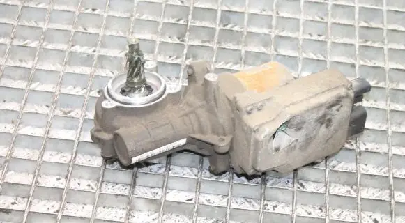 Mercedes-Benz CLA C117 X117 W117 Electric power steering pump 6700003026