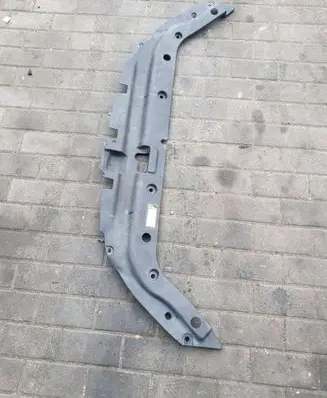 Top upper radiator support slam panel
