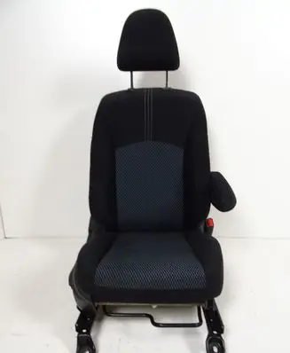 Nissan Note (E12) Front driver seat 