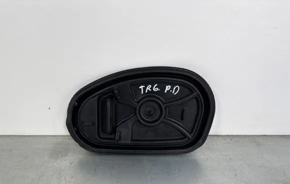 Volkswagen Touareg III Front door card panel trim 760837916A