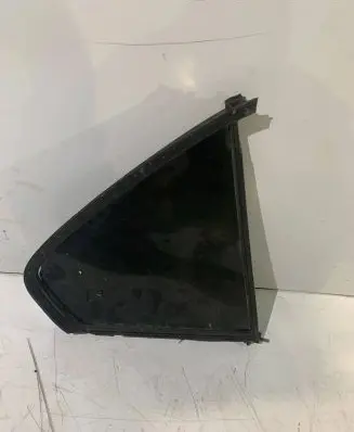 BMW 3 E36 Rear vent window glass 