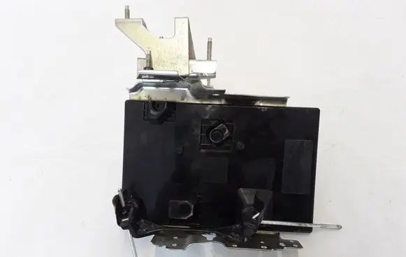 Battery bracket