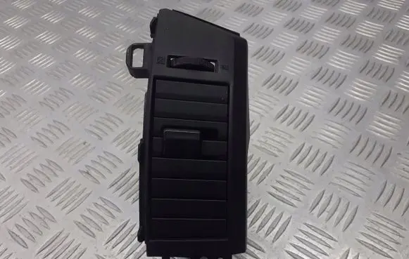 Mazda 5 Dashboard side air vent grill/cover trim GM932